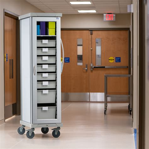 healthcare supplies carts