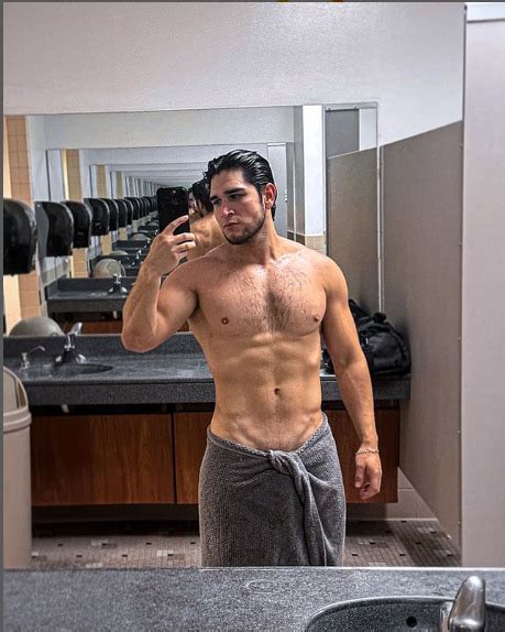 hector marchena nudes