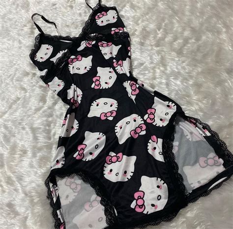 Hello Kitty Clothes