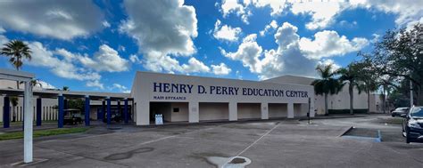 Henry D Perry