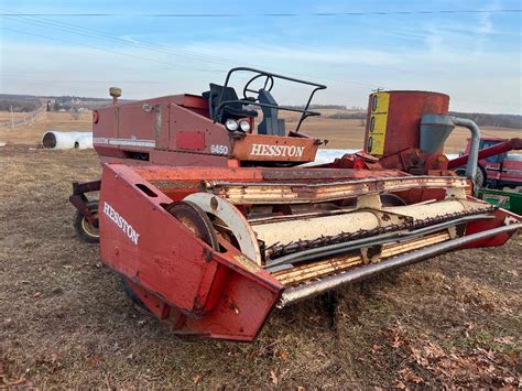 hesston self propelled haybine