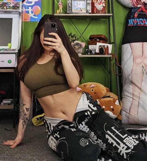 heyimbee OnlyFans leaked content