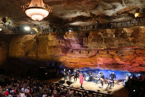 hidden caverns tennessee