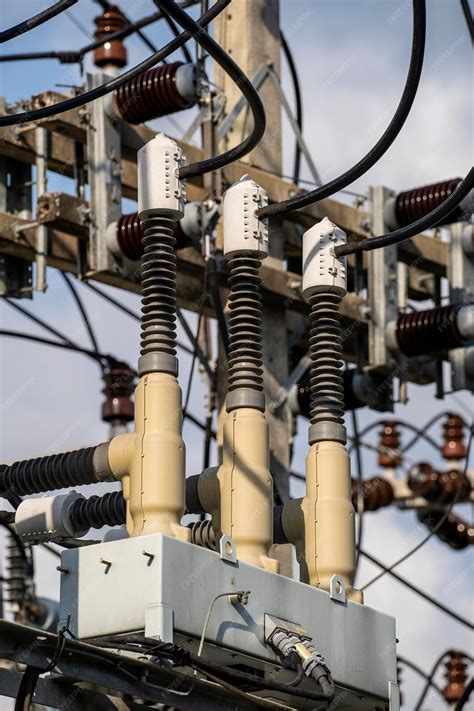 High Voltage And Electrical Insulation Engineering