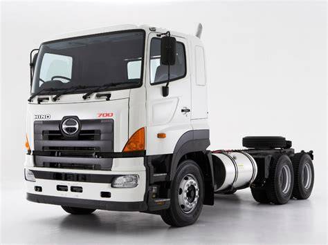 hino fs 700