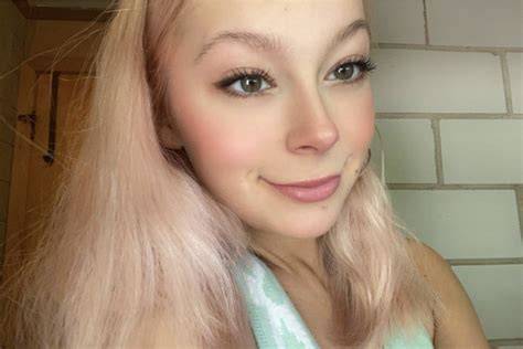 hisnaughtypeach nude