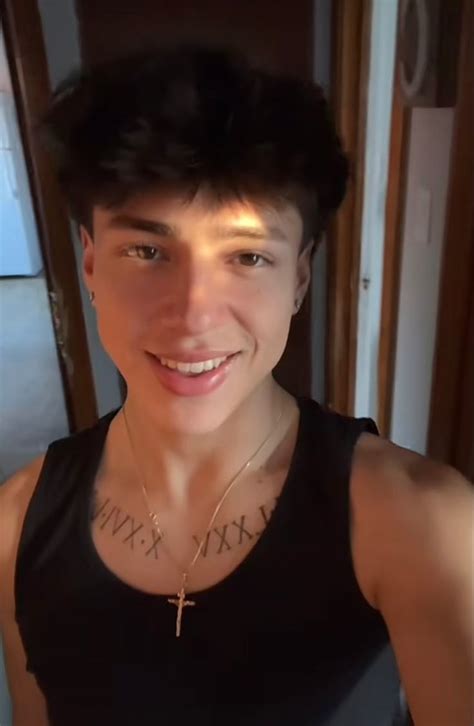 hispanic single men in long eddy