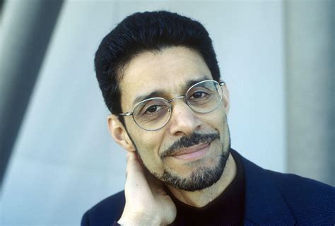 history of rohinton mistry