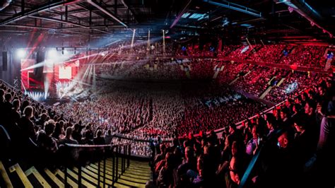 hoeveel mensen ziggo dome – Holand News