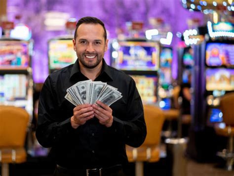 th?q=holding%20casino