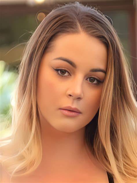 holly gardner nude