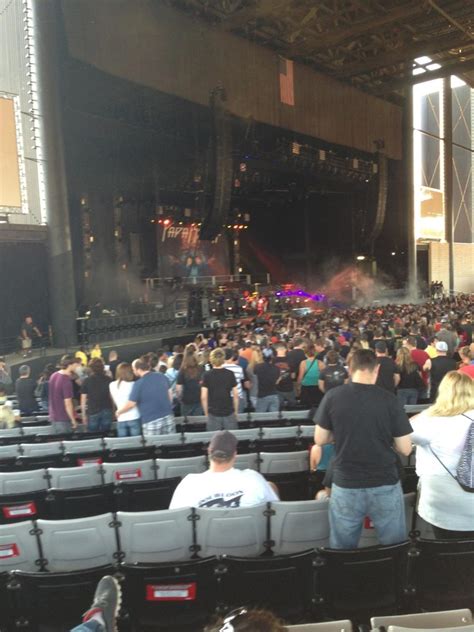hollywood casino amphitheatre section 105