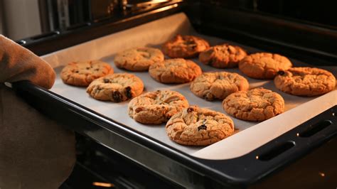 Full Download Home Baking 