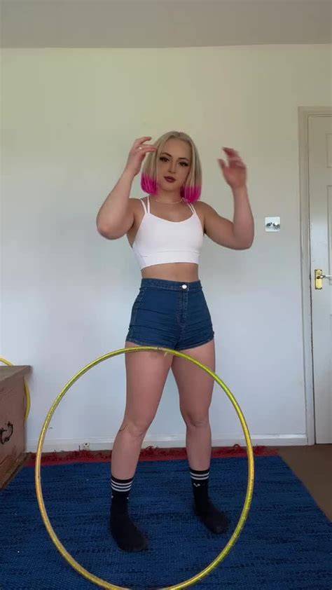 hoopsydaisy2 0 nude