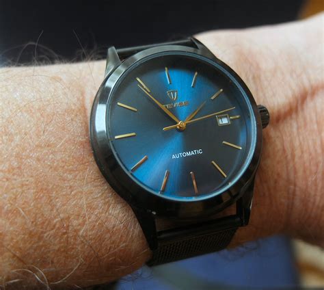 horlogemerk 5 letters