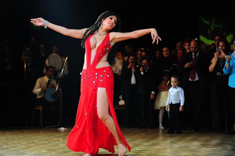 hot egypt girls dance