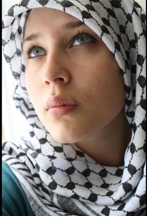 Hot palestine women