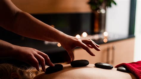 hot stone massage green bay