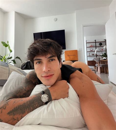 https ts2 mm bing net th q hotaxel6 onlyfans 