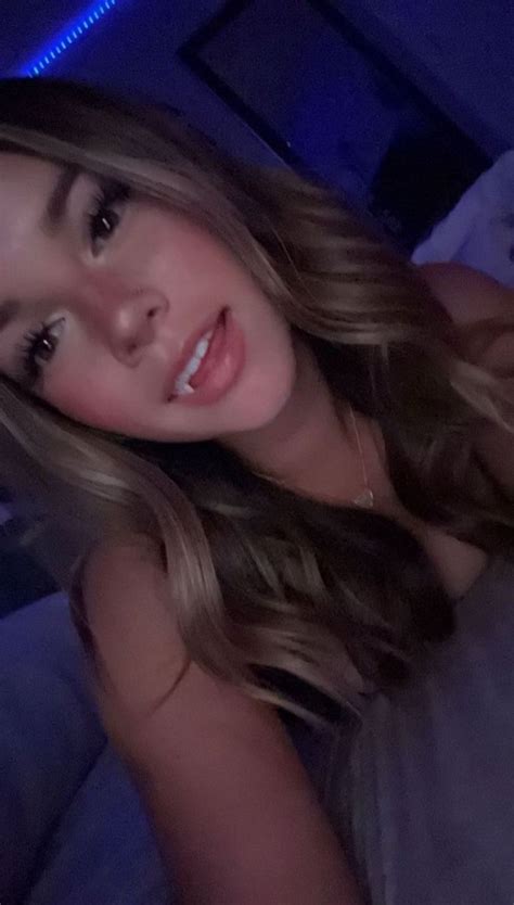 hottest nude snaps