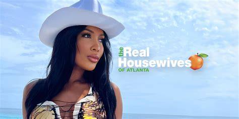 housewives nude