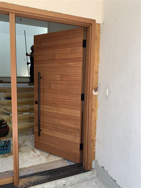How To Finish A Wooden Exterior Door?