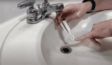 How To Fix The Drain Stopper In A Bathroom Sink?