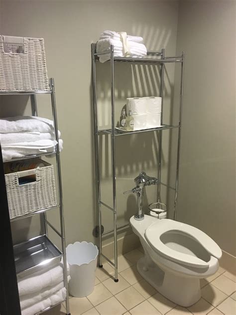 how to organize dorm bathroom?