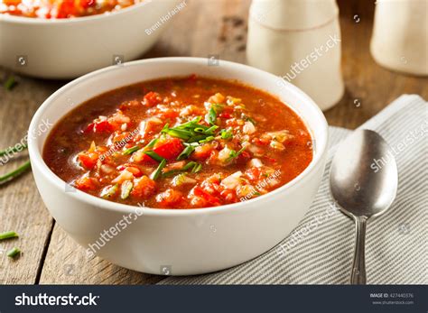 how do you eat gazpacho