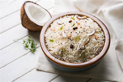 how is coconut rice made