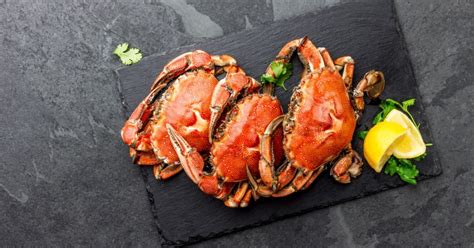 how long can cooked blue crabs stay in the fridge