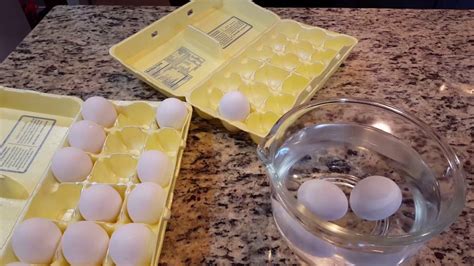 how long do eggs stay good past sell by date