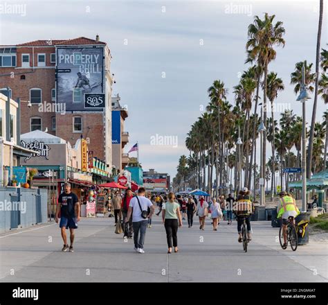 how long is venice beach boardwalk