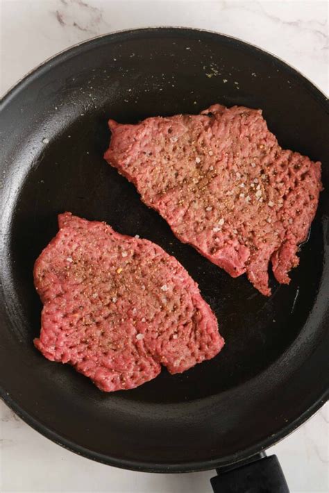 how long to cook cube steak