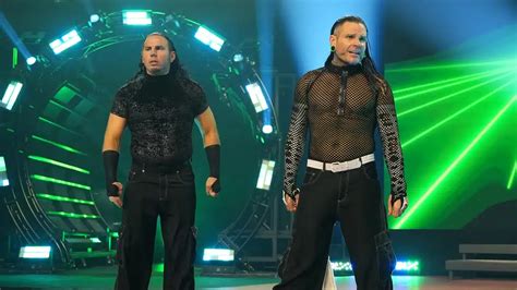 how old is matt and jeff hardy