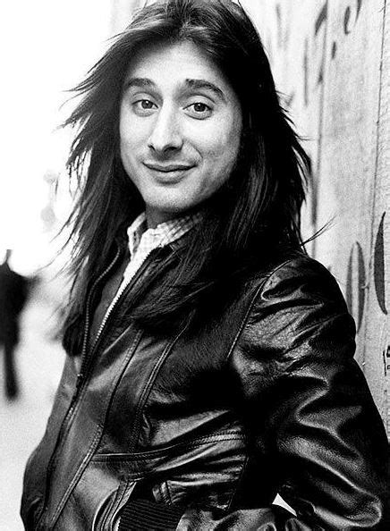 How Old Is Steve Perry