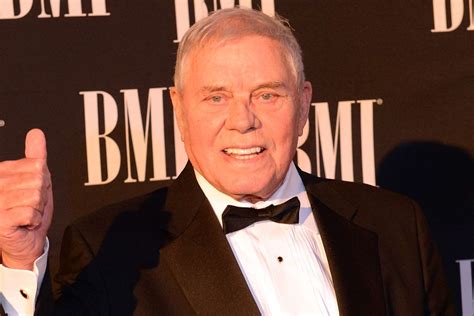 how old is tom t hall