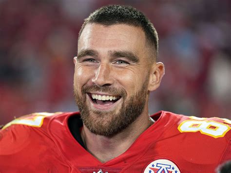 How Old Is Travis Kelce