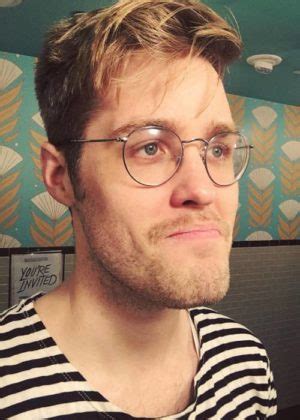 how tall is garrett watts