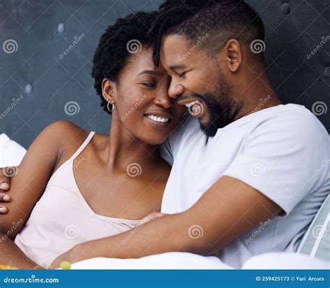 how to be more intimate in bed