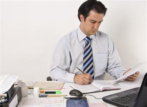 how to become a private accountant