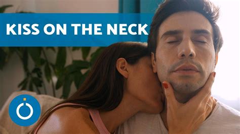 how to casually kiss a guys neck