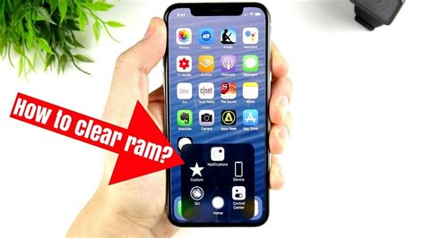 how to clear iphone x ram