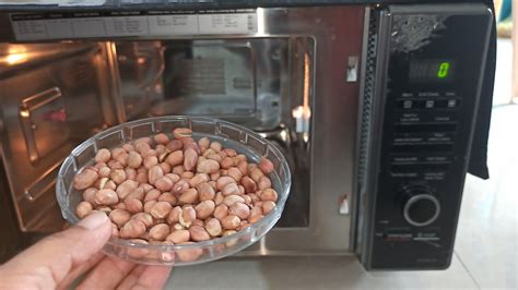 how to cook peanuts in microwave
