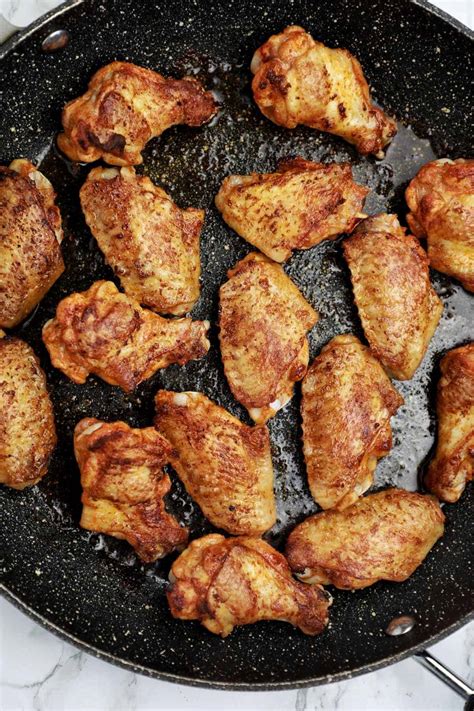 how to cook wings in a pan