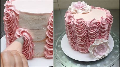 how to decorate cake with icing