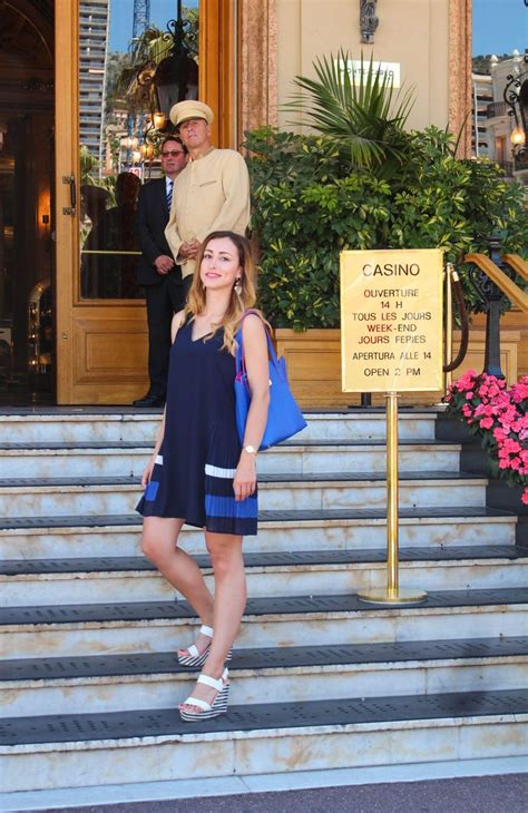 how to dress for monte carlo casino
