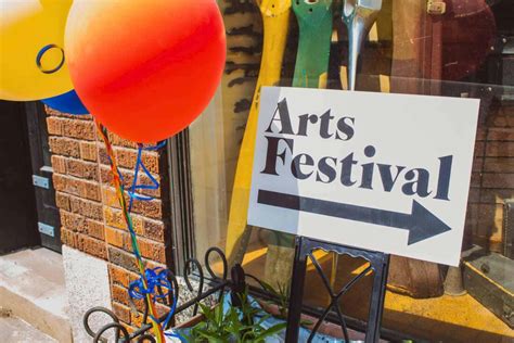 how to get into an art show