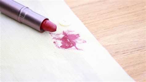 how to get lipstick out of bedding
