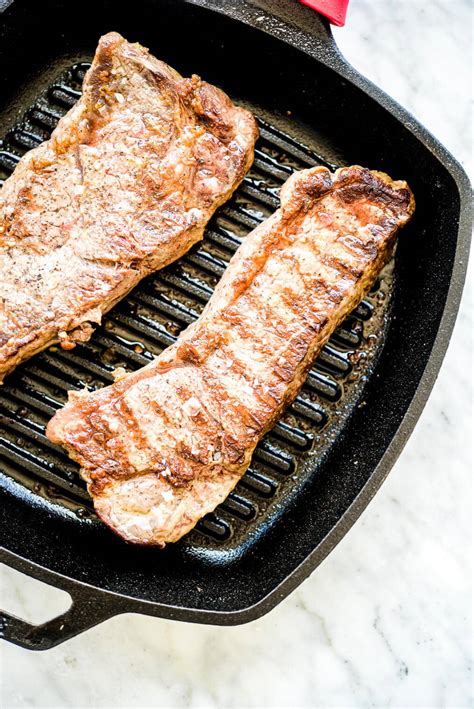 how to grill steak in a pan